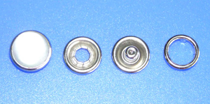 11.7mm, Pearl Button